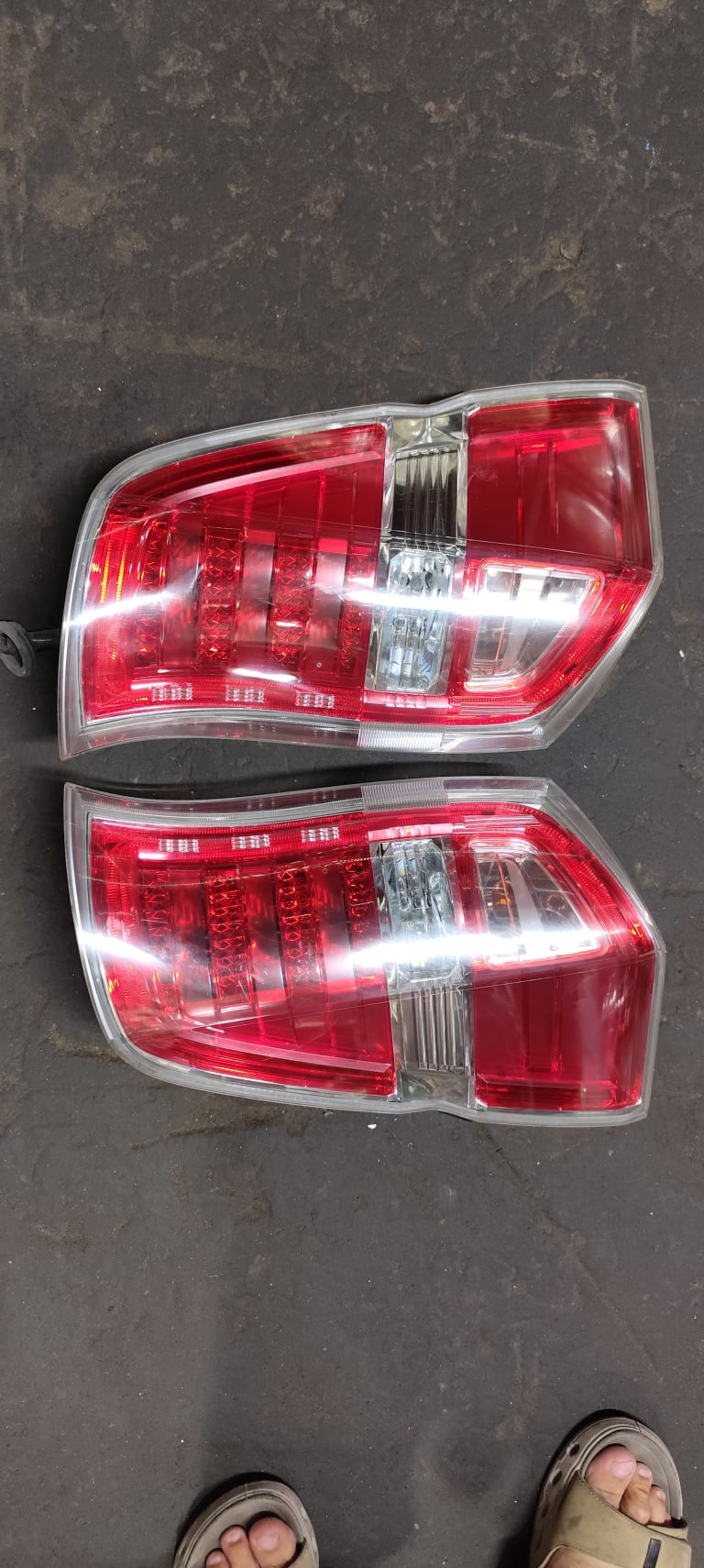 Honda Stepwgn Стоп сигналы 2шт 
