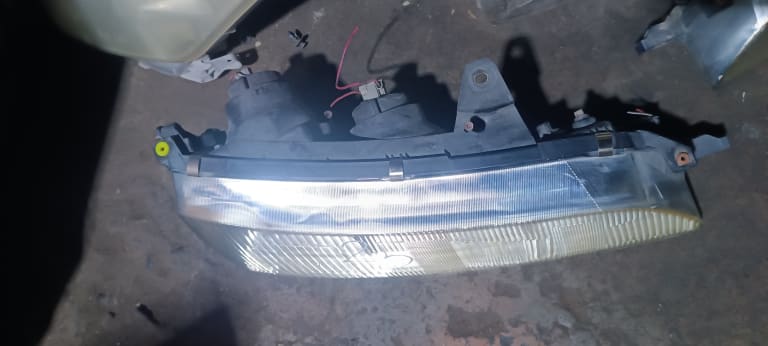 Headlights Toyota Corolla Ceres used in Sharjah — photo 7