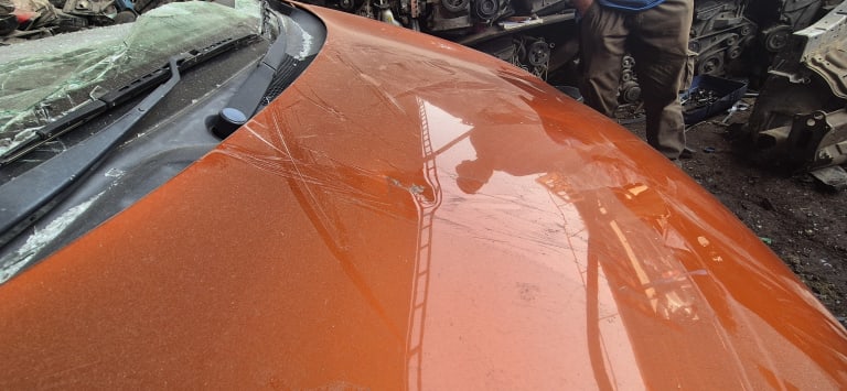 Nose cut + Hood + Fender Kia used in Sharjah — photo 2