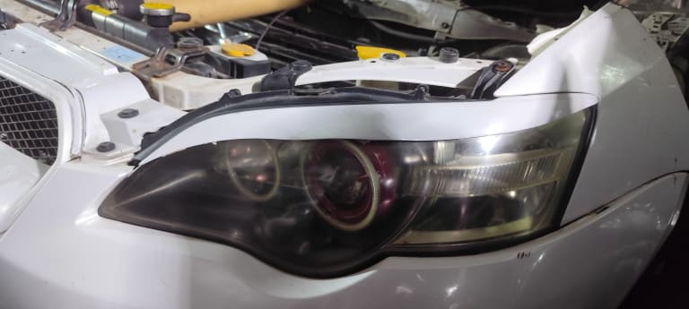 Nose cut Subaru Legacy used in Sharjah — photo 2