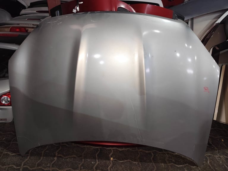 Hood Nissan Dualis used in Sharjah — photo 2