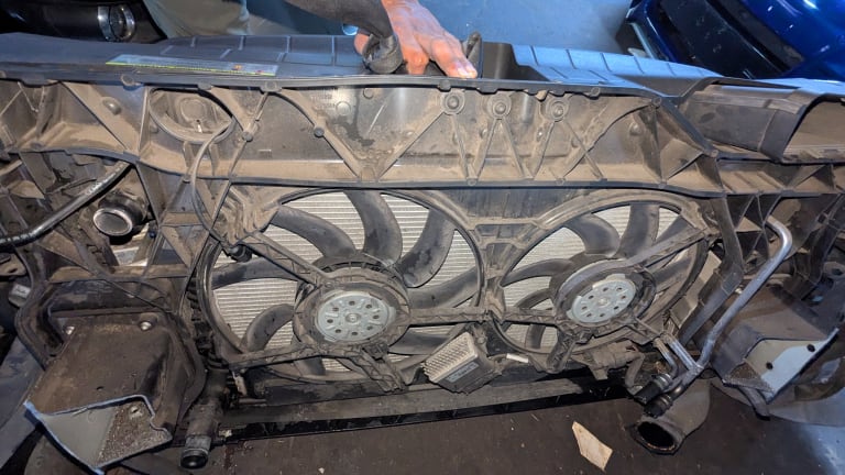 Nose cut Audi Q5 used in Sharjah — photo 6