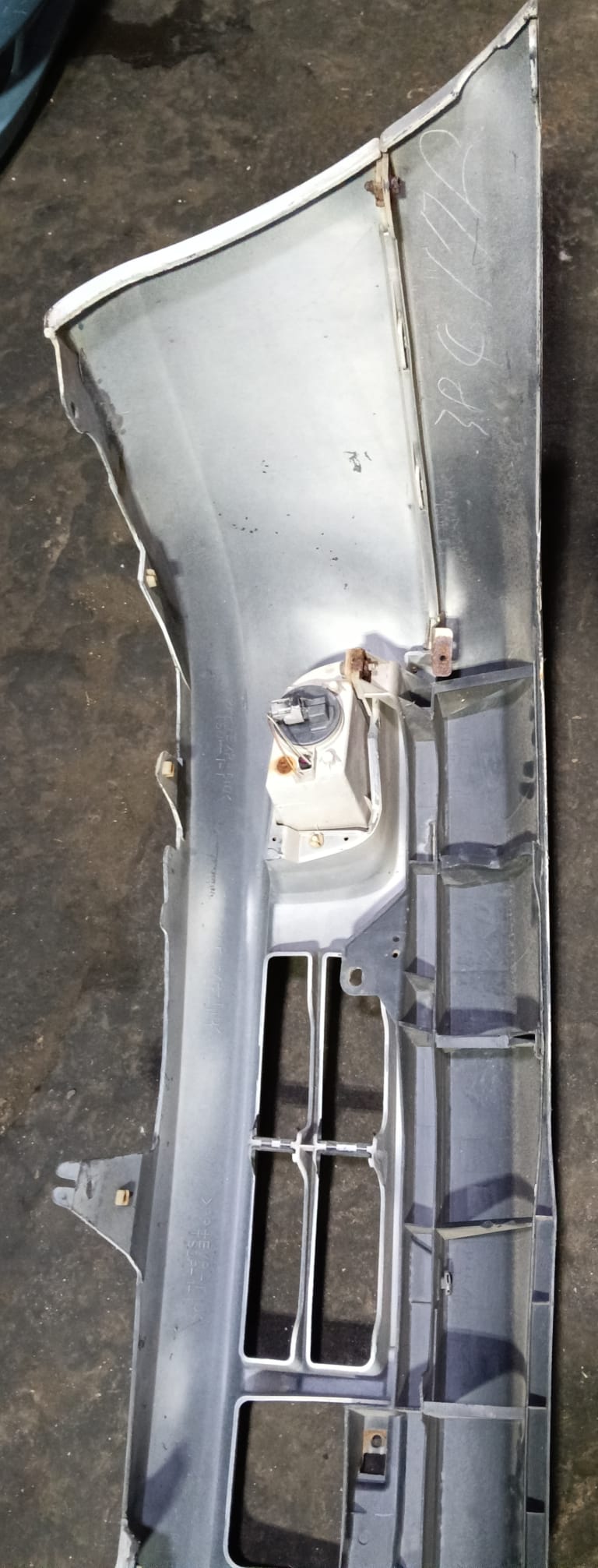 Bumper Toyota Premio used in Sharjah — photo 4