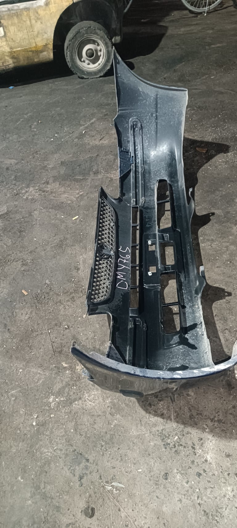Bumper + Grille Toyota Spacio