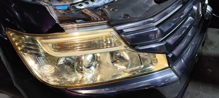 Nose cut Honda Stepwgn used in Sharjah — photo 8