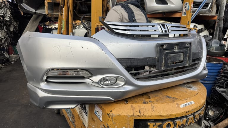 Bumper + Grille Honda Insight