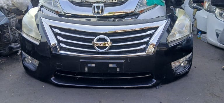 Nose cut + Hood + Fender Nissan Altima used in Sharjah — photo 2