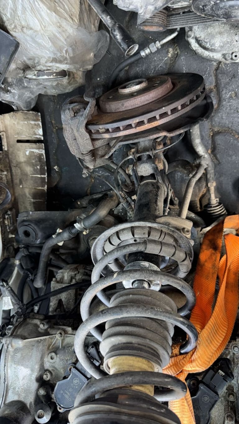 Suspension Mercedes-Benz W203 used in Sharjah — photo 5