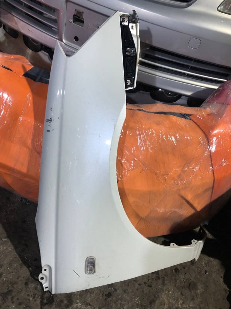 Toyota Allion Капот, крылья 2шт