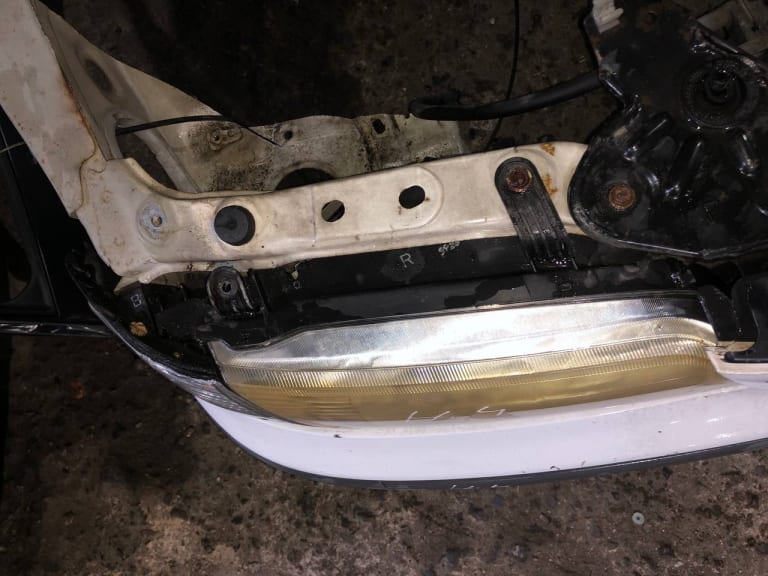 Nose cut Nissan Sunny used in Sharjah — photo 6