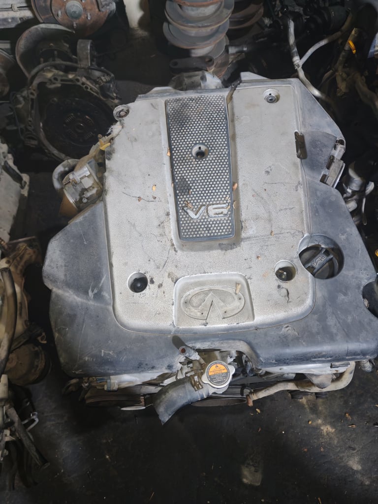 Engine Infiniti VQ25 G25 used in Sharjah — photo 4