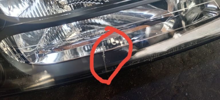 Headlights Subaru Legacy used in Sharjah — photo 2