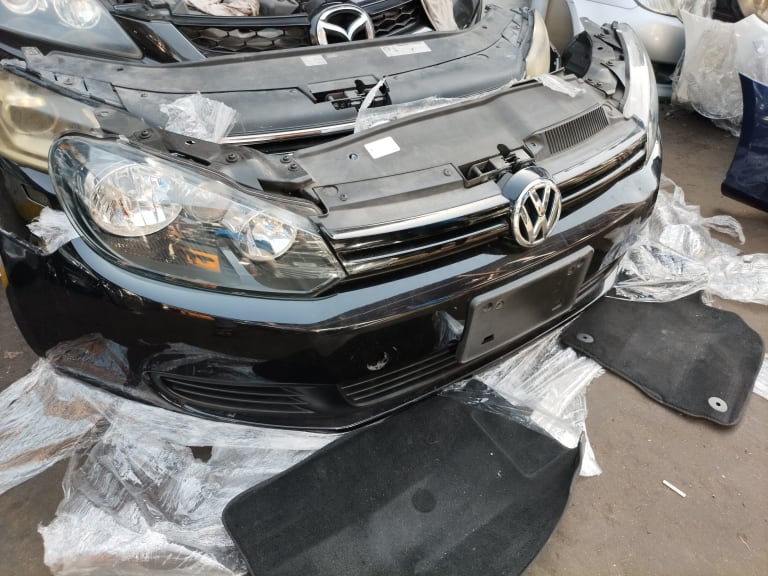 Nose cut Volkswagen used in Sharjah — photo 2