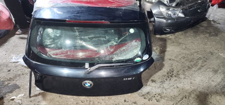 Nose cut + Hood + Fender BMW F20 used in Sharjah — photo 2