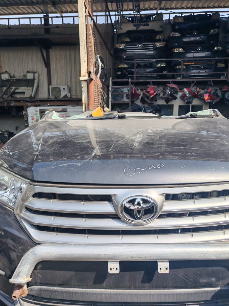 Toyota Highlander Ноускат, капот, крыло