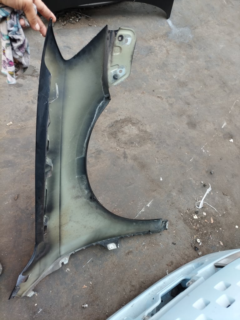 Nose cut + Hood + Fender Volkswagen Passat B7 used in Sharjah — photo 15