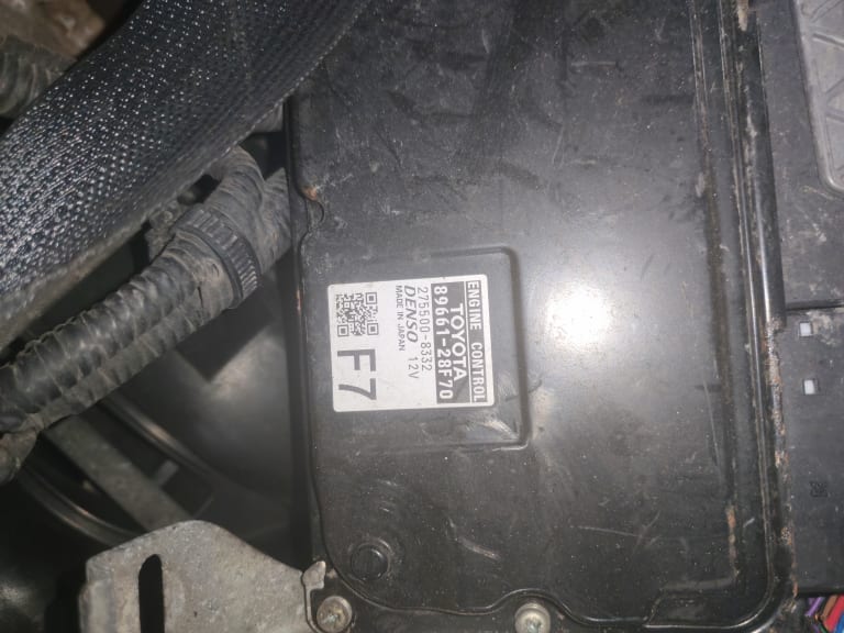 Engine Toyota 3ZR used in Sharjah — photo 2
