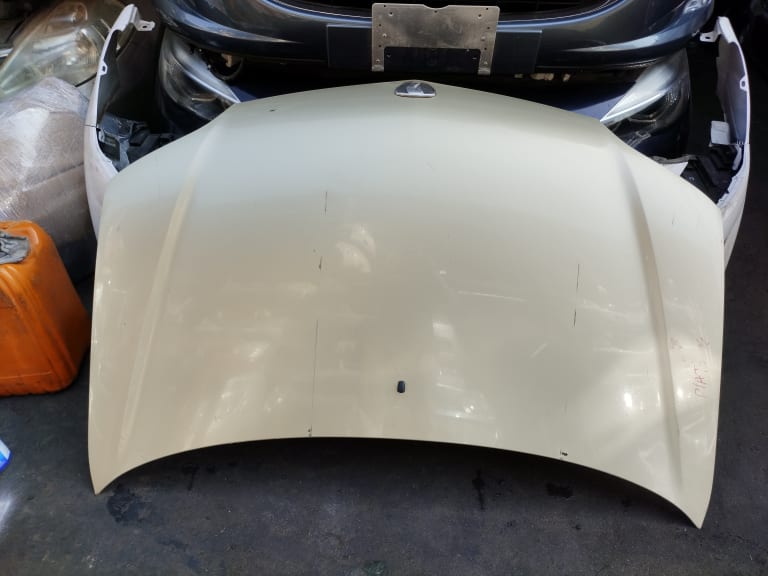 Hood + Fender Toyota Platz