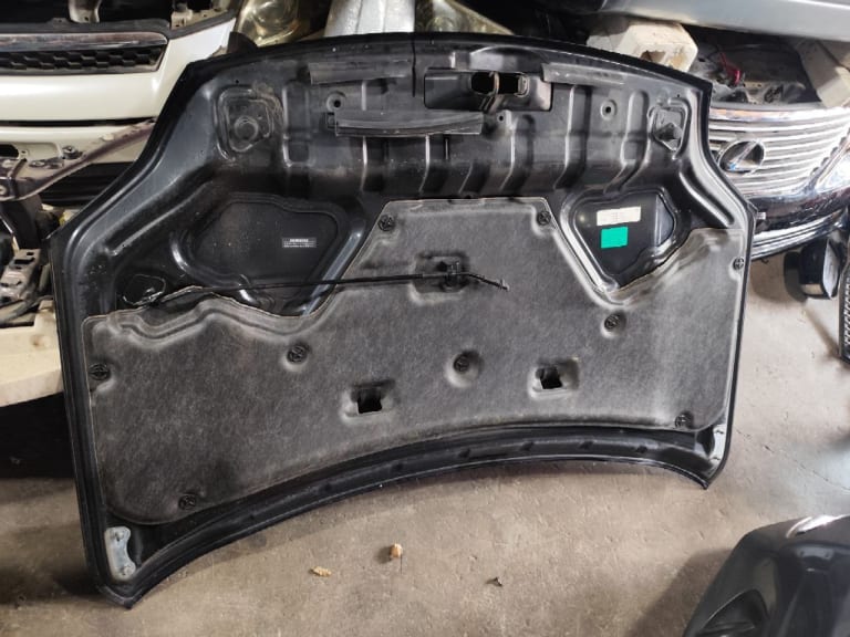 Hood Nissan X-Trail used in Sharjah — photo 4