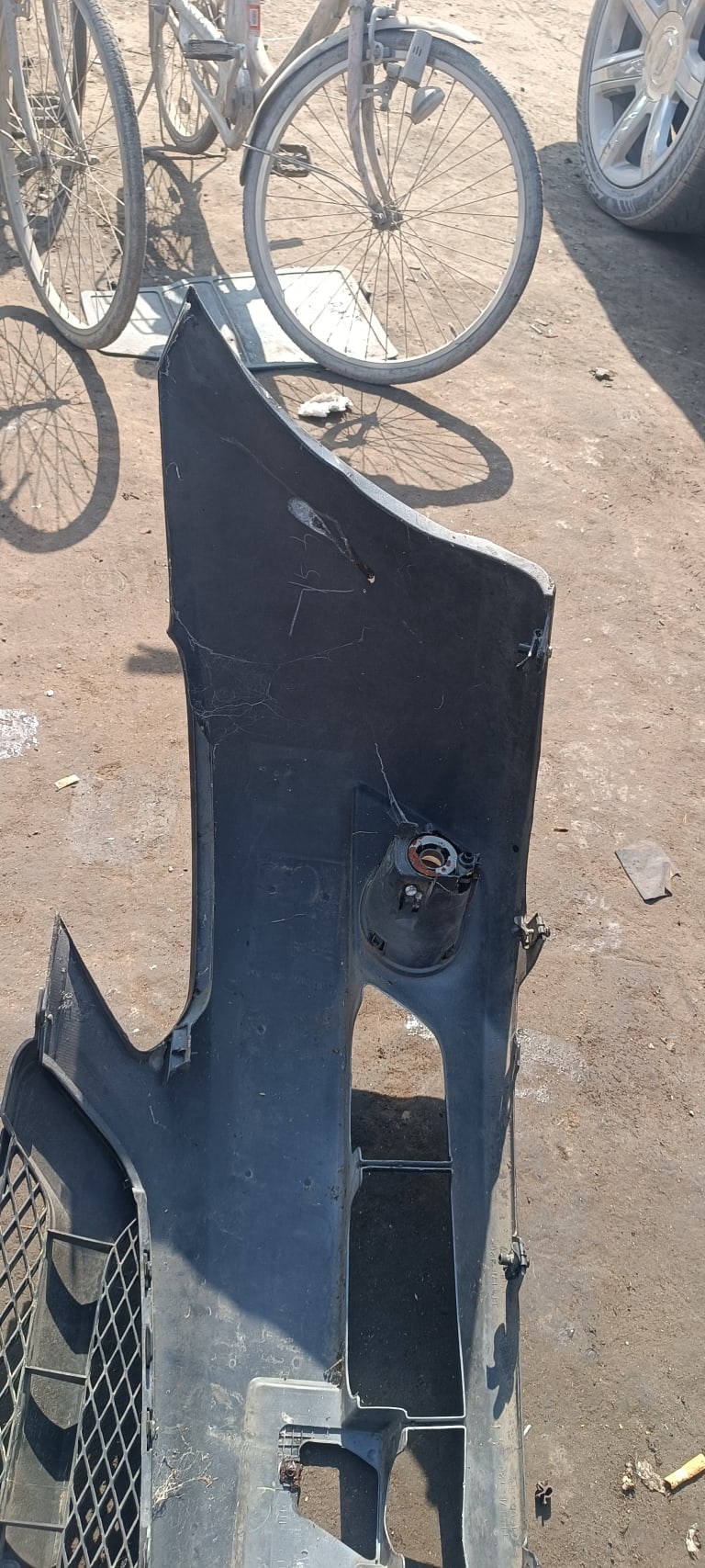 Bumper + Grille Toyota Caldina used in Sharjah — photo 8
