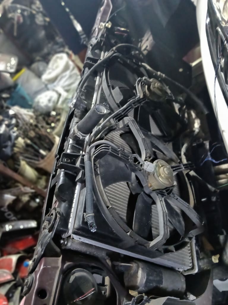 Nose cut Nissan Sunny used in Sharjah — photo 7