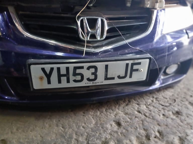 Nose cut Honda Accord used in Sharjah — photo 6