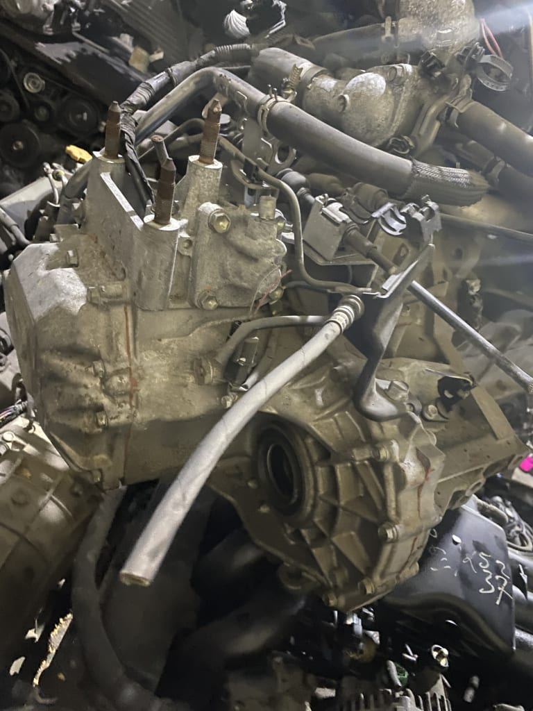 Manual transmission Mitsubishi 4B11 used in Sharjah — photo 3
