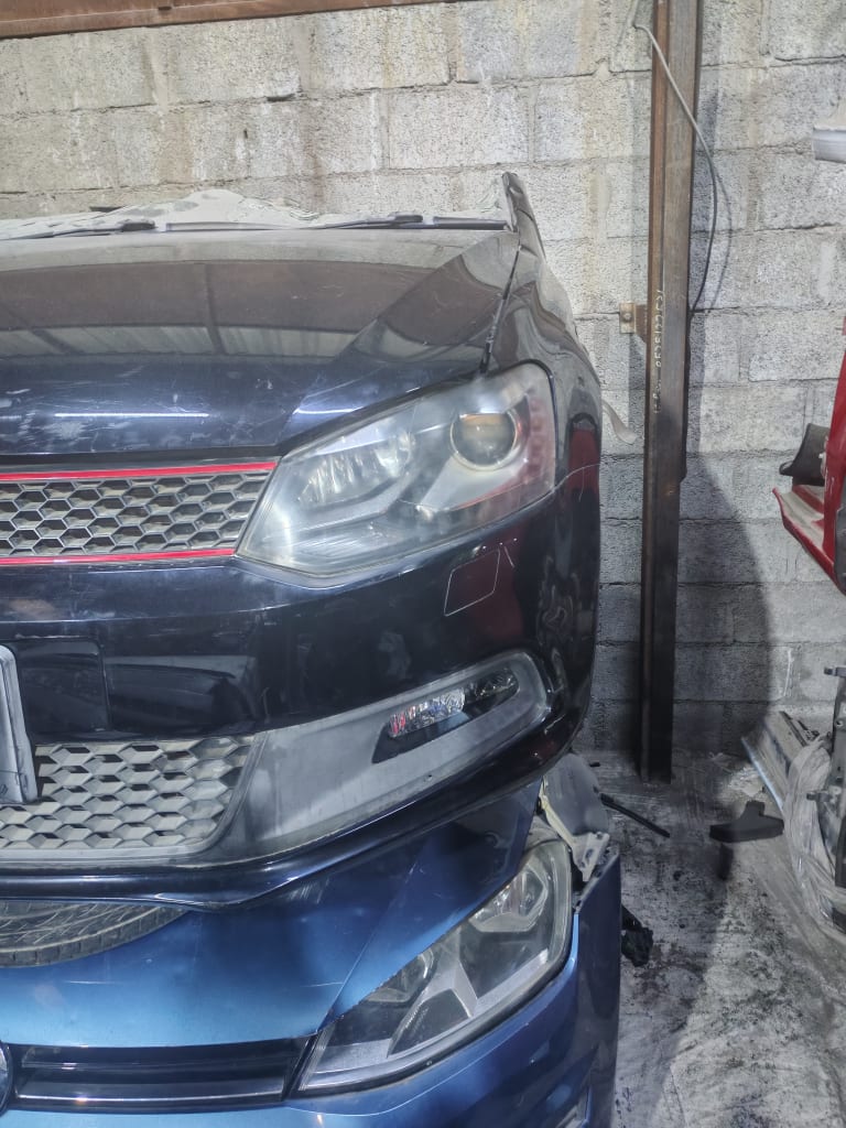 Volkswagen Polo GTI Ноускат, капот, крылья 2шт
