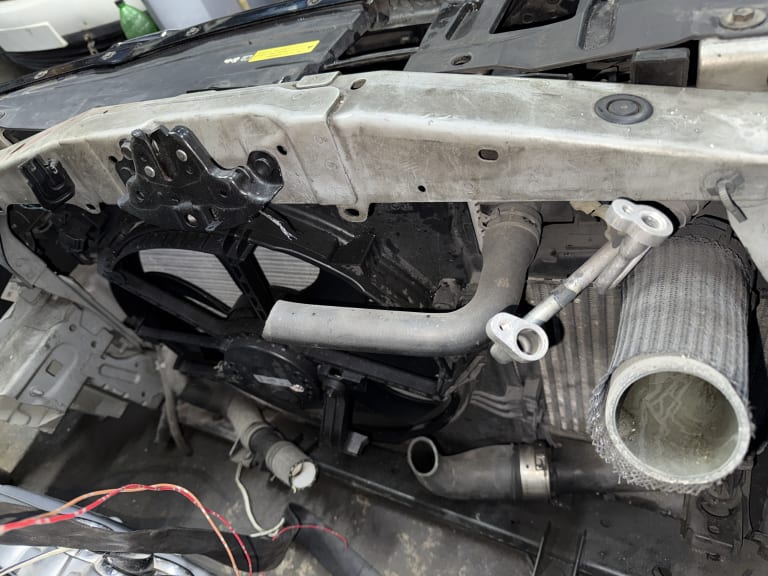 Nose cut Nissan Qashqai used in Sharjah — photo 6