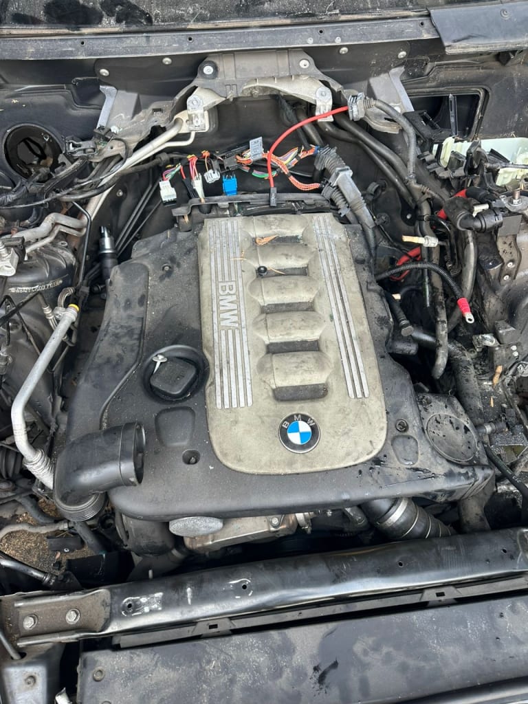 Engine + AT BMW 306D3 used in Sharjah — photo 4