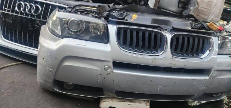 Nose cut BMW X3 used in Sharjah — photo 2