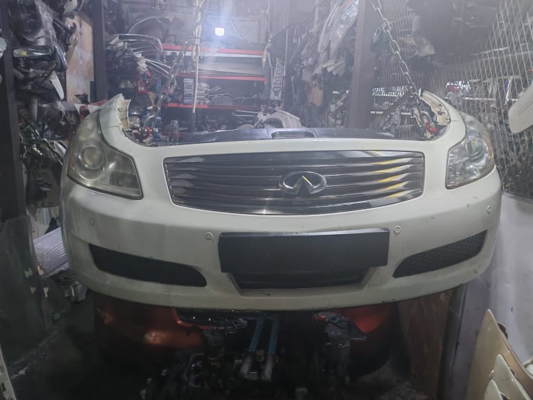 Nose cut Infiniti EX37 used in Sharjah — photo 3
