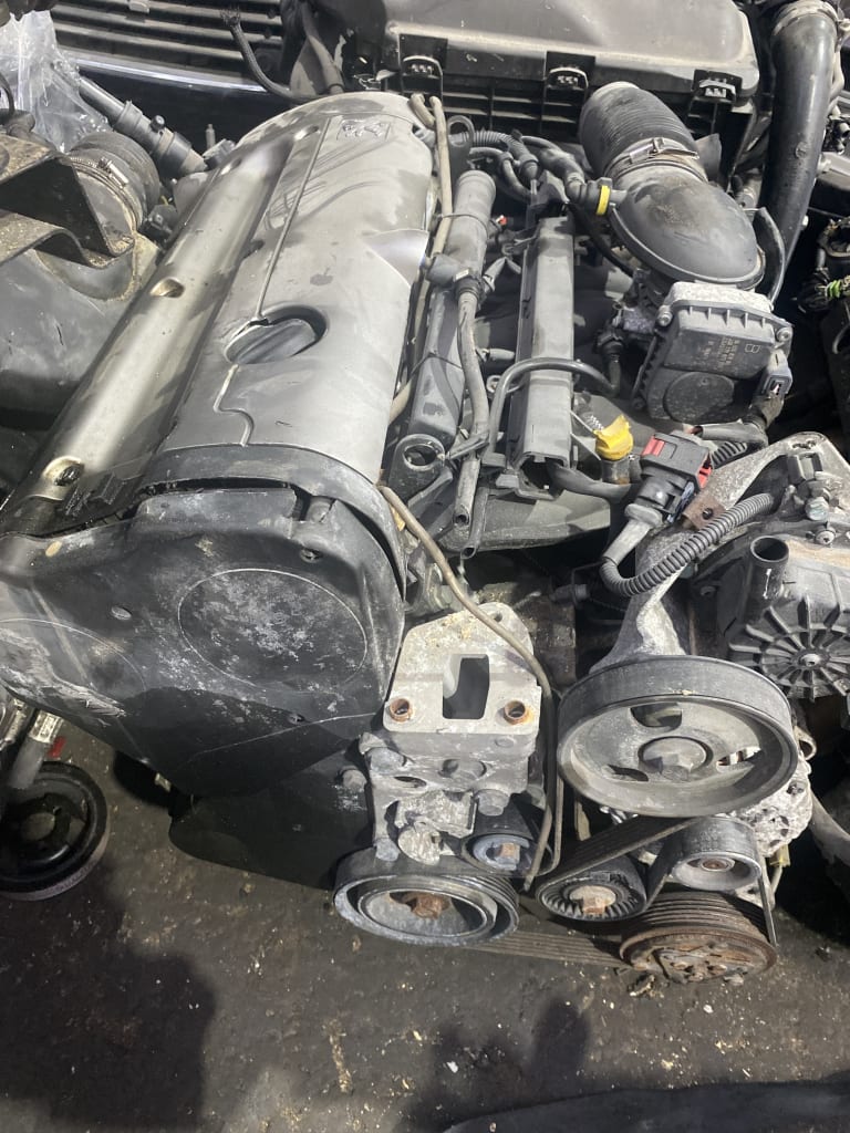 Engine Peugeot RF-N RFN used in Sharjah — photo 2