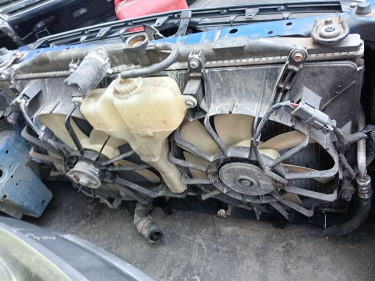 Nose cut Honda Accord used in Sharjah — photo 6