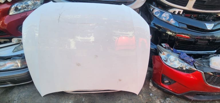 Nose cut + Hood + Fender Audi A5 used in Sharjah — photo 2