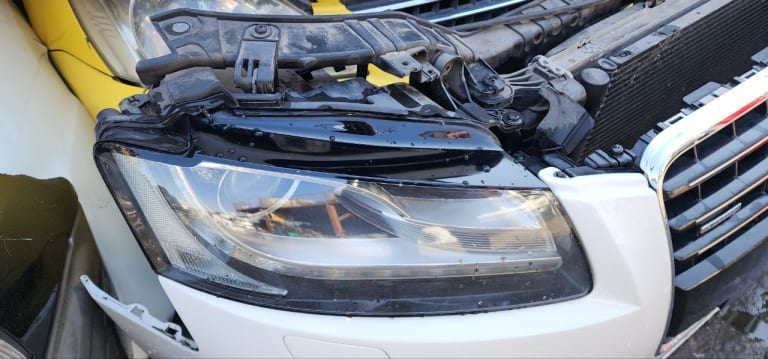 Nose cut + Hood + Fender Audi A5 used in Sharjah — photo 9