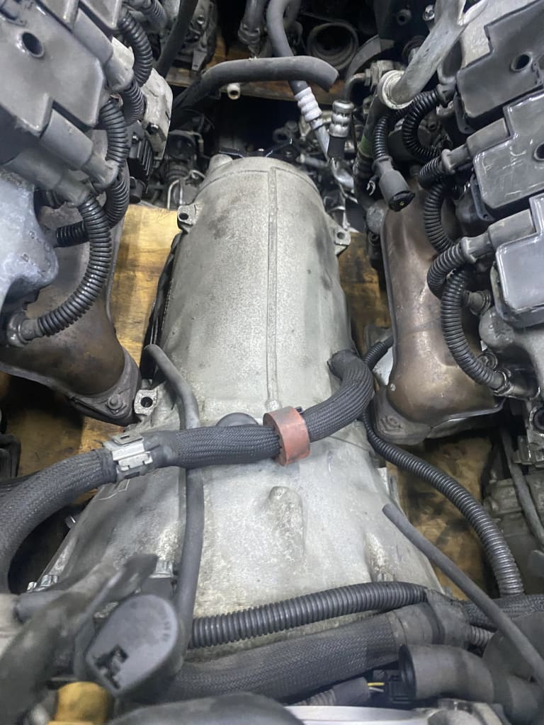 Engine + AT Mercedes-Benz 112.946 used in Sharjah — photo 2