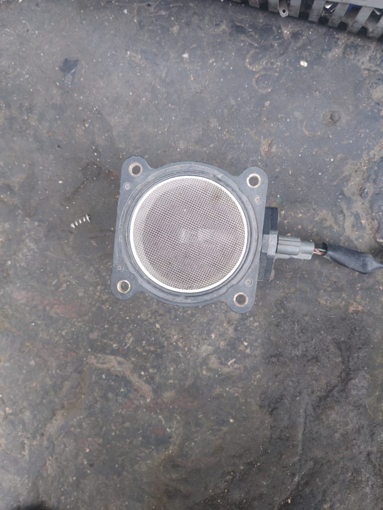 Nissan MAF Sensor (x3 available, price per 1 pc) used in Sharjah — photo 2