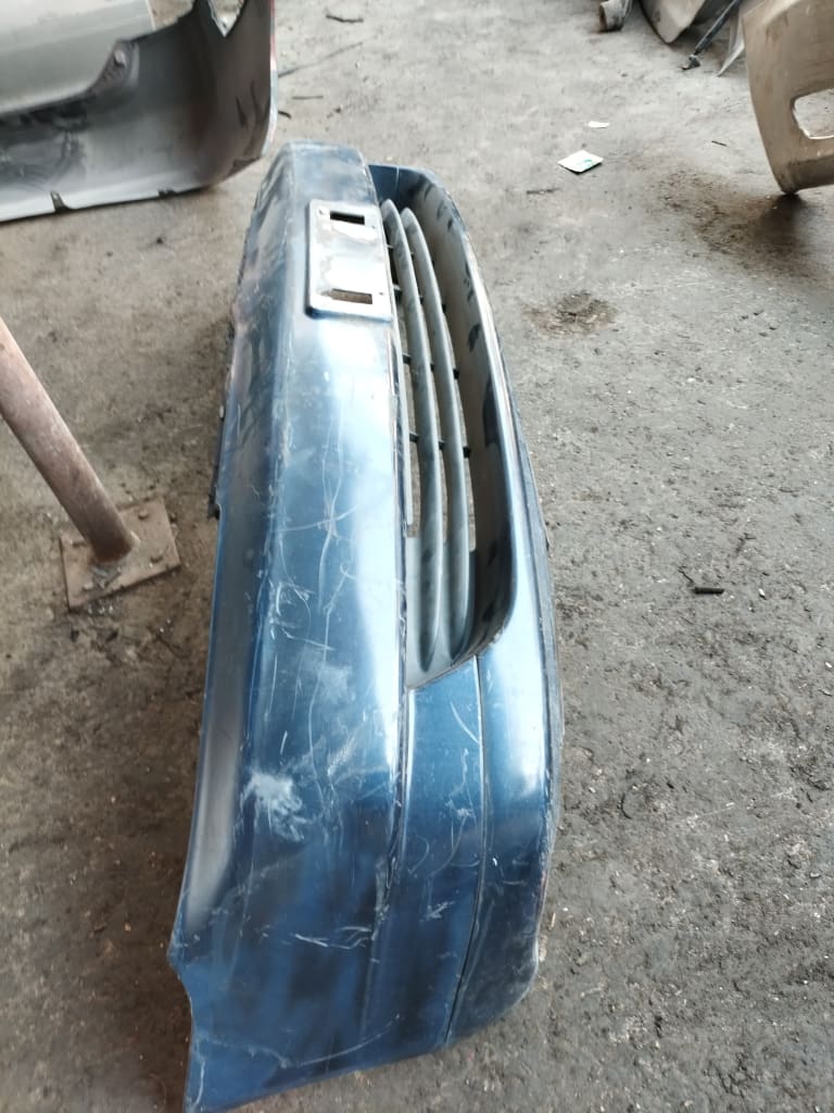 Bumper Toyota Platz used in Sharjah — photo 2
