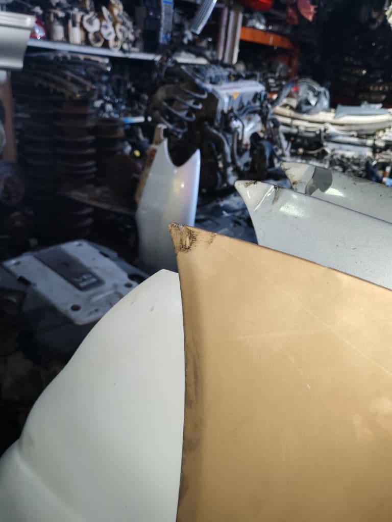 Hood Nissan Cefiro used in Sharjah — photo 2