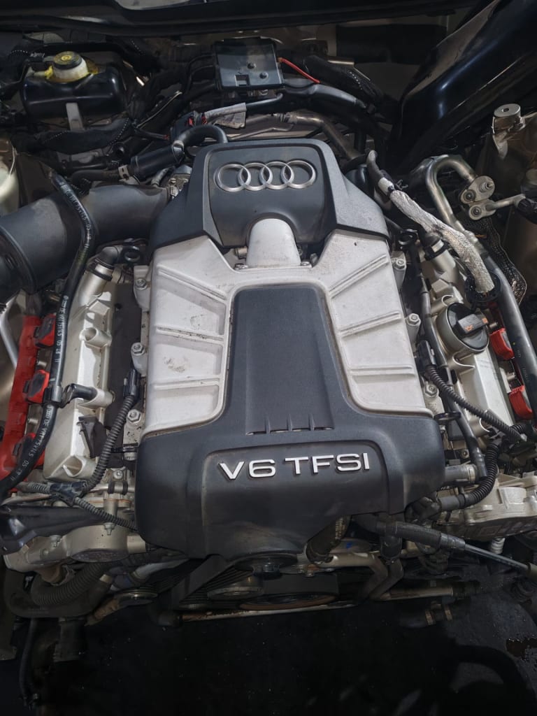 Engine Audi CGW used in Sharjah — photo 2