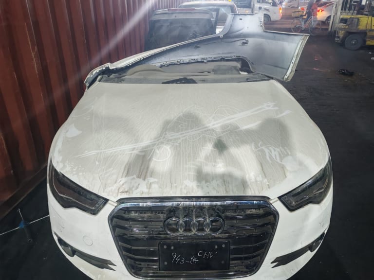 Nose cut + Hood + Fender Audi A6 used in Sharjah — photo 2