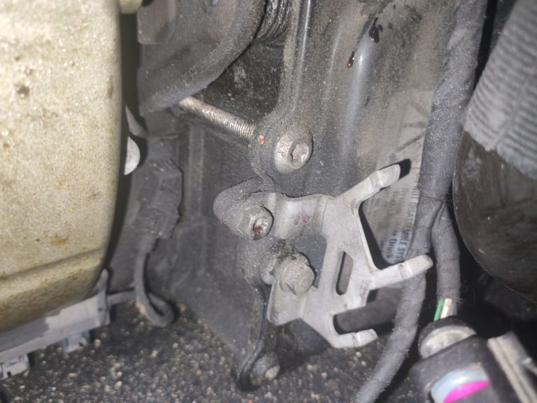AT + Engine Volkswagen CBZ DSG7 used in Sharjah — photo 2