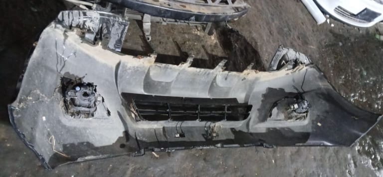 Bumper Nissan Navara used in Sharjah — photo 4