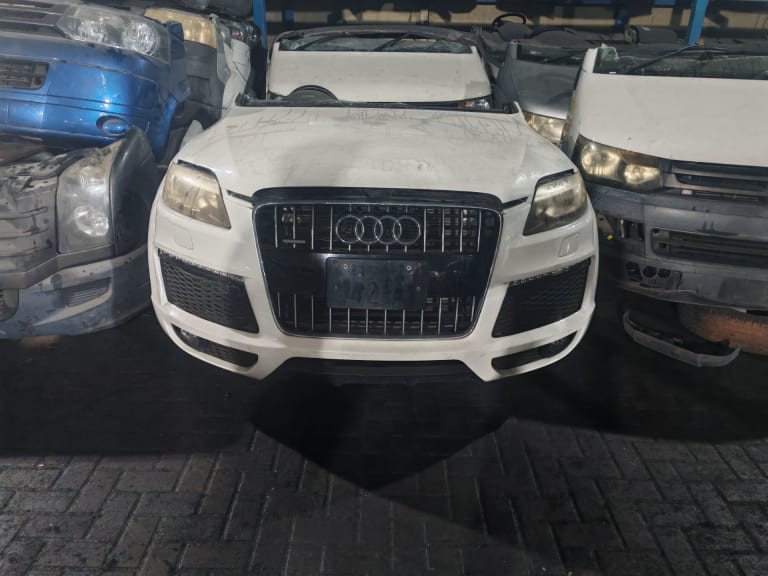 Audi Q7 Ноускат, капот, крылья 2шт Бензин‼️