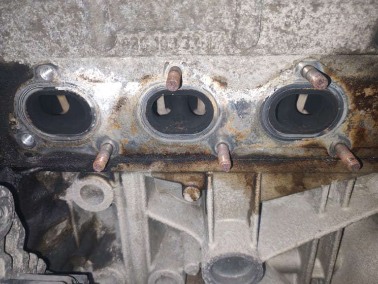 Engine + AT Volkswagen BTS used in Sharjah — photo 2