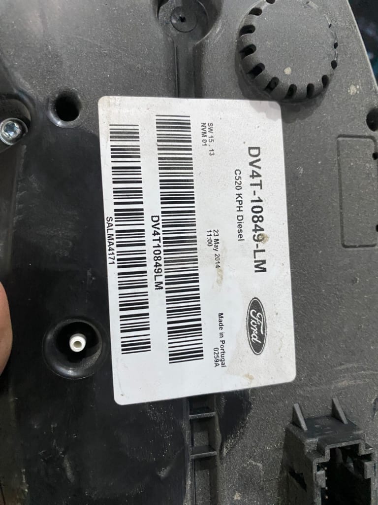 Ford Kuga Speedometer used in Sharjah — photo 3