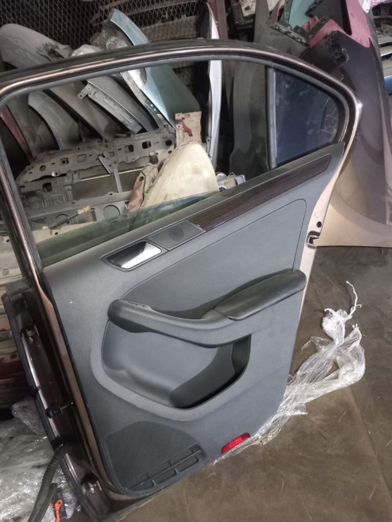 Nose cut + Hood + Fender Volkswagen Jetta used in Sharjah — photo 19