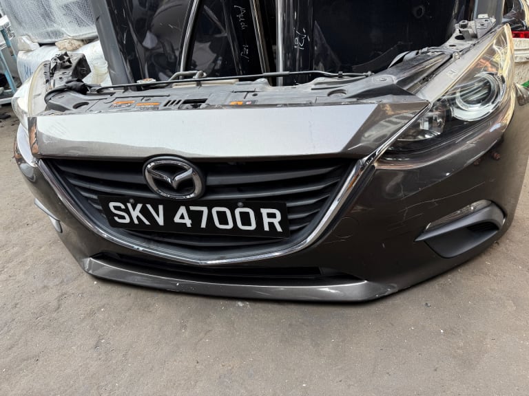 Nose cut + Hood Mazda 3