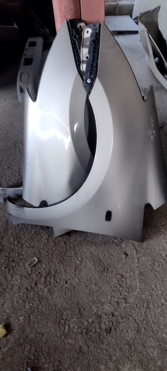Toyota Wish Крылья 2шт